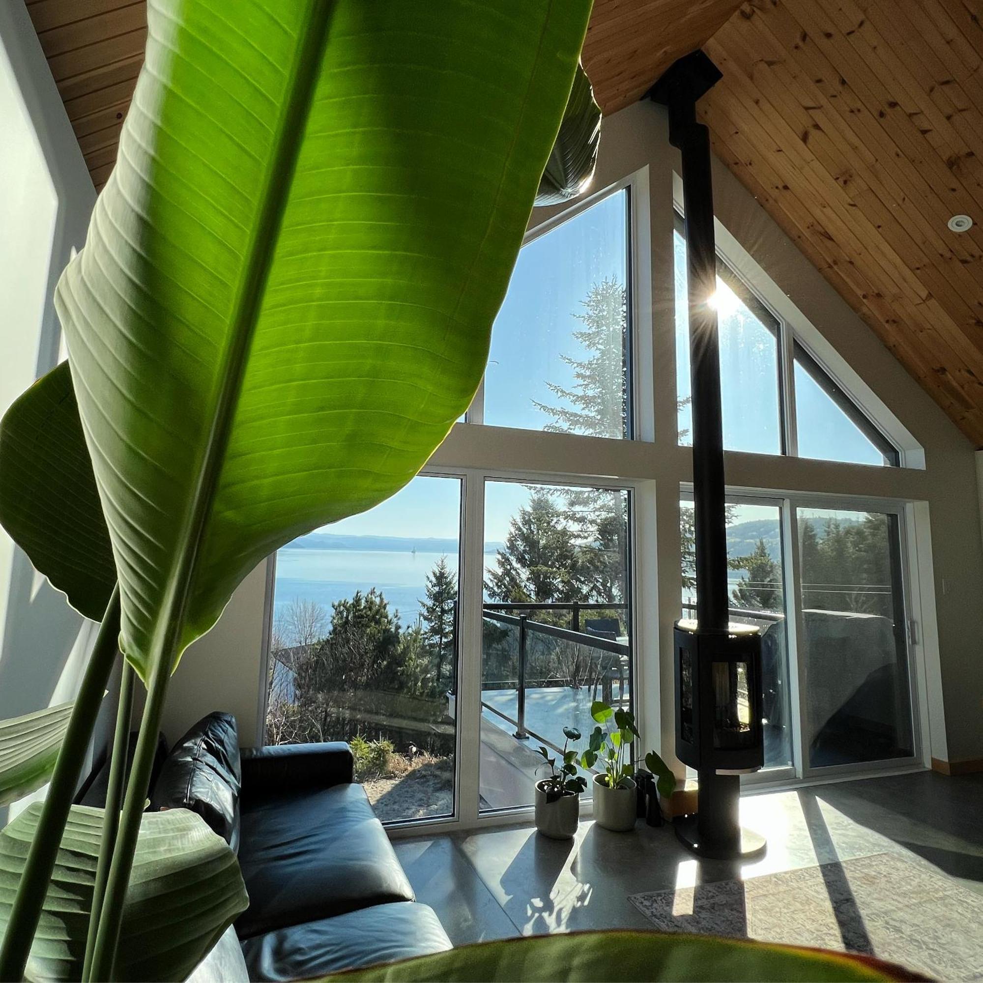 Magical Loft : Breathtaking View & Cozy Fireplace Saguenay Bagian luar foto